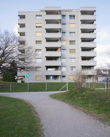Conversion of apartment buildings on Baumgarten in Tann South façade in frontal view
