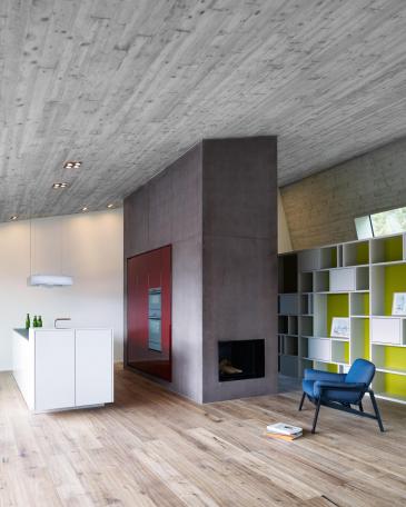 House Tuggen with concrete ceiling and the kitchen integrated into the concrete core