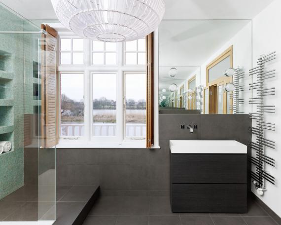 Bathrooms London sink and mirror with a view to the Thames